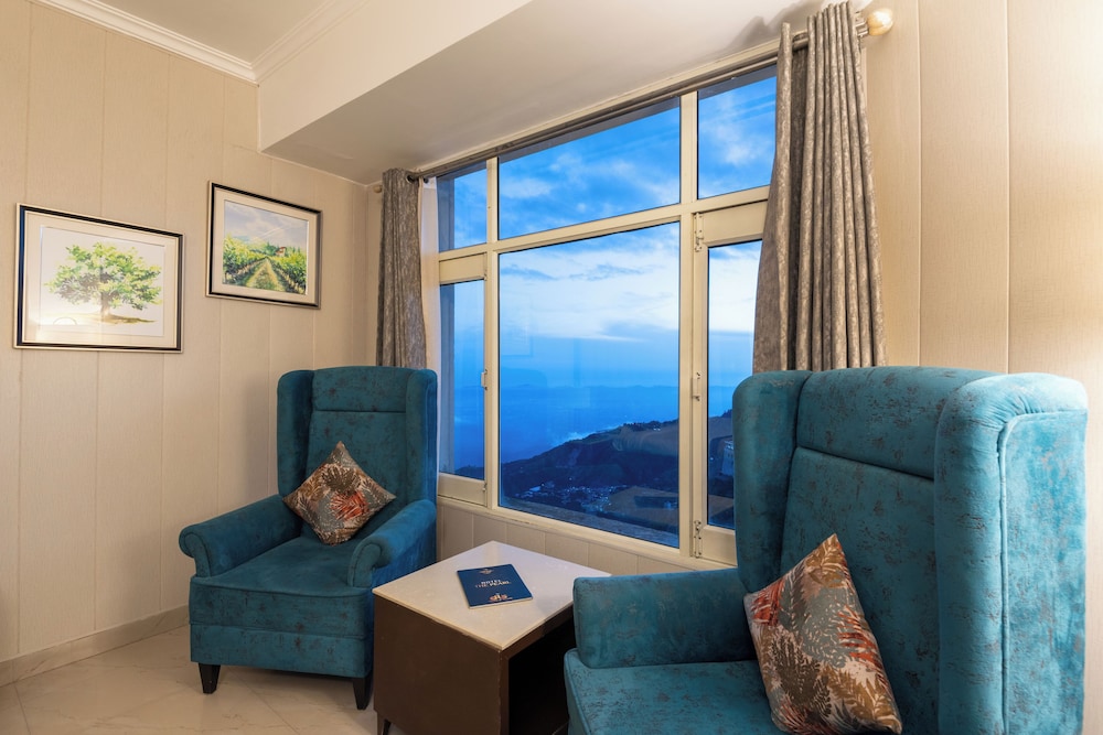 Premium Room - Photo 6