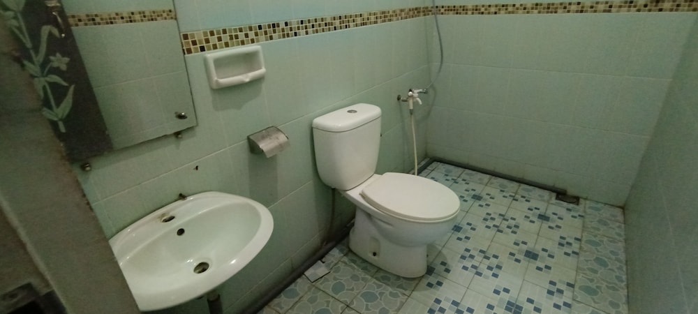 Standard Twin Room photo 2