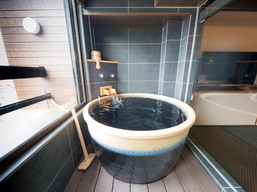 Japanese modern -Western room with open-air bath and ocean view Non Smoking photo 3