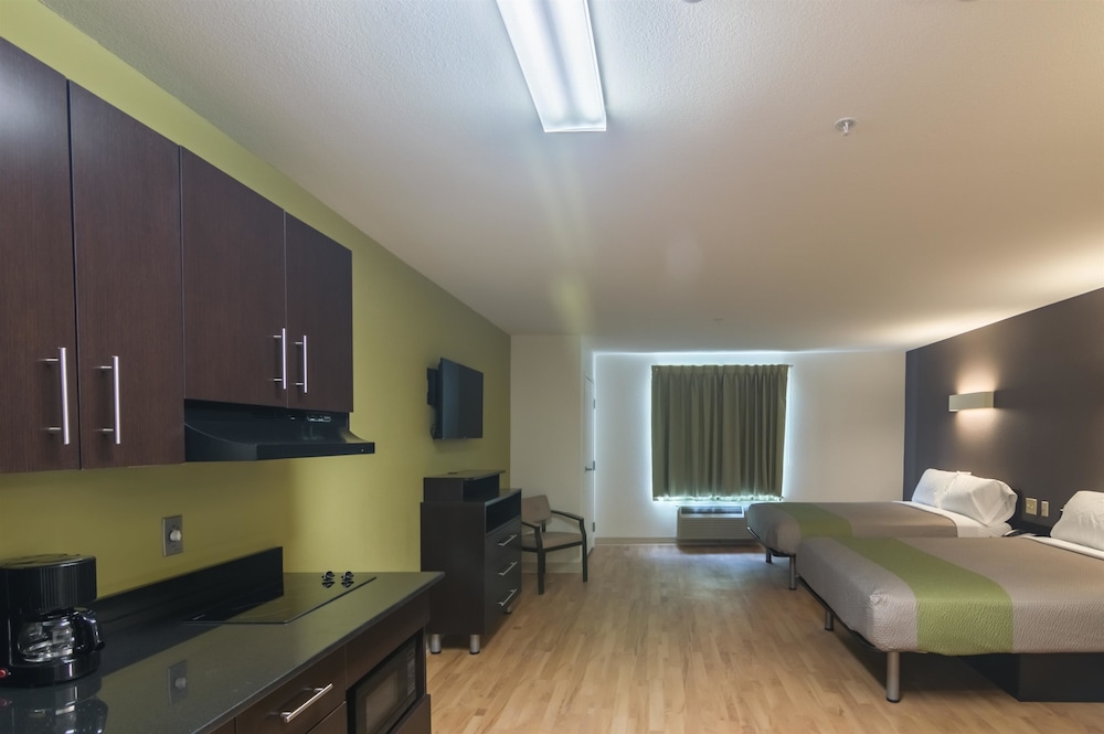 Deluxe Room, 2 Queen Beds, Accessible, Non Smoking photo 2