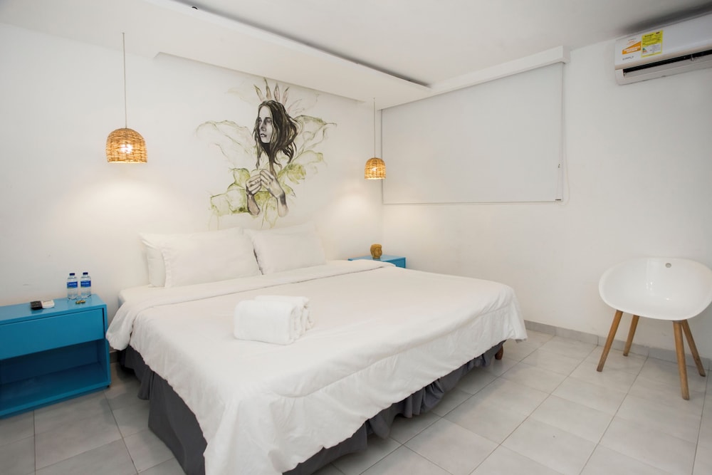 Standard Double Room - Photo 7
