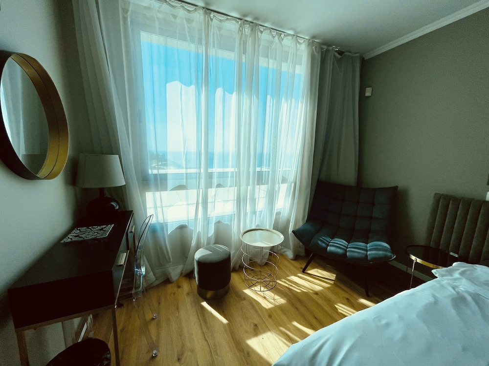 Romantic Studio, Sea View - Photo 4