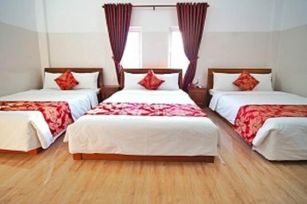 Deluxe Triple Room - Photo 5