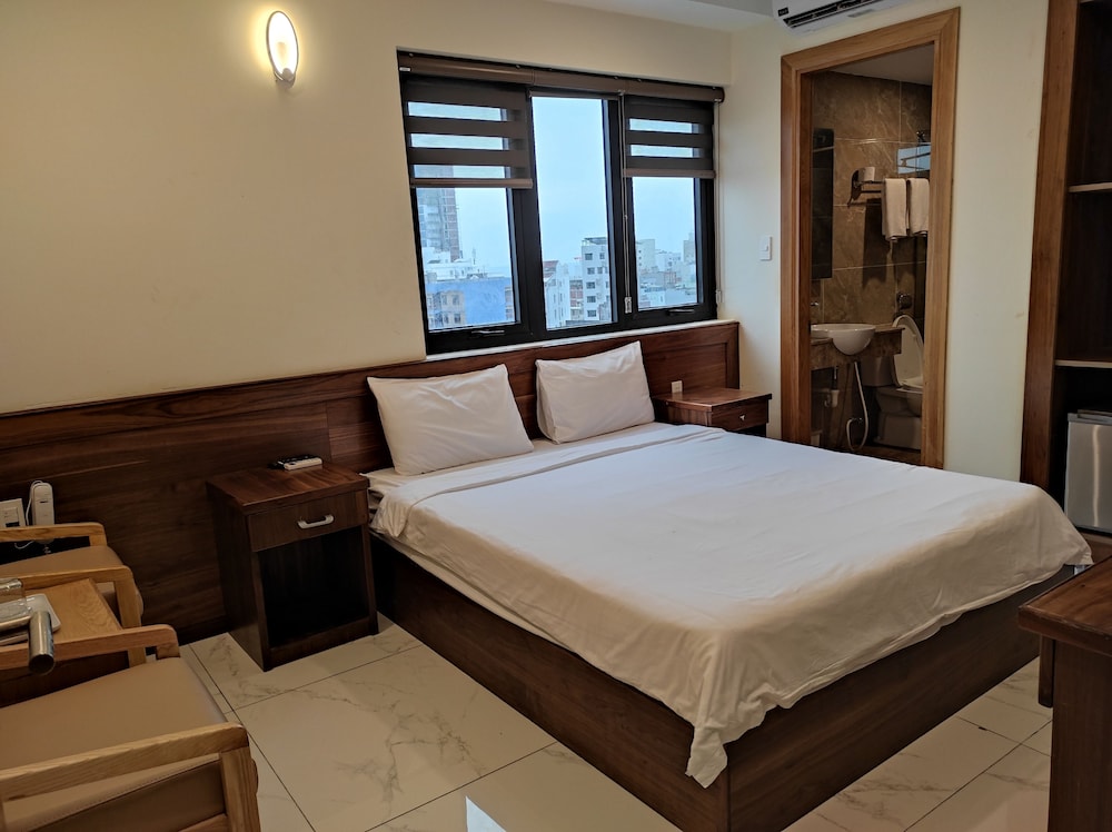 Deluxe Room, Sea View - Photo 3