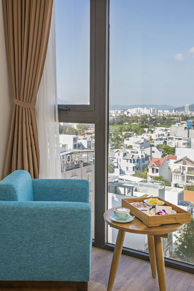 Panoramic Double Room, 1 King Bed photo 2