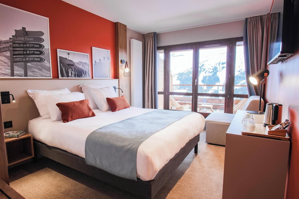 Premium Triple Room, Balcony, Mountain View photo 1