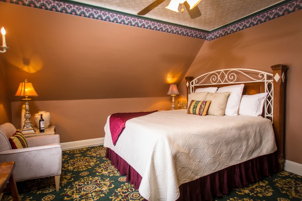 Grand Suite, 3 Bedrooms, City View