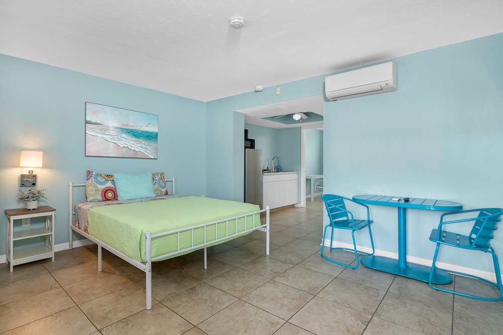 Deluxe Suite, 2 Bedrooms, Kitchen