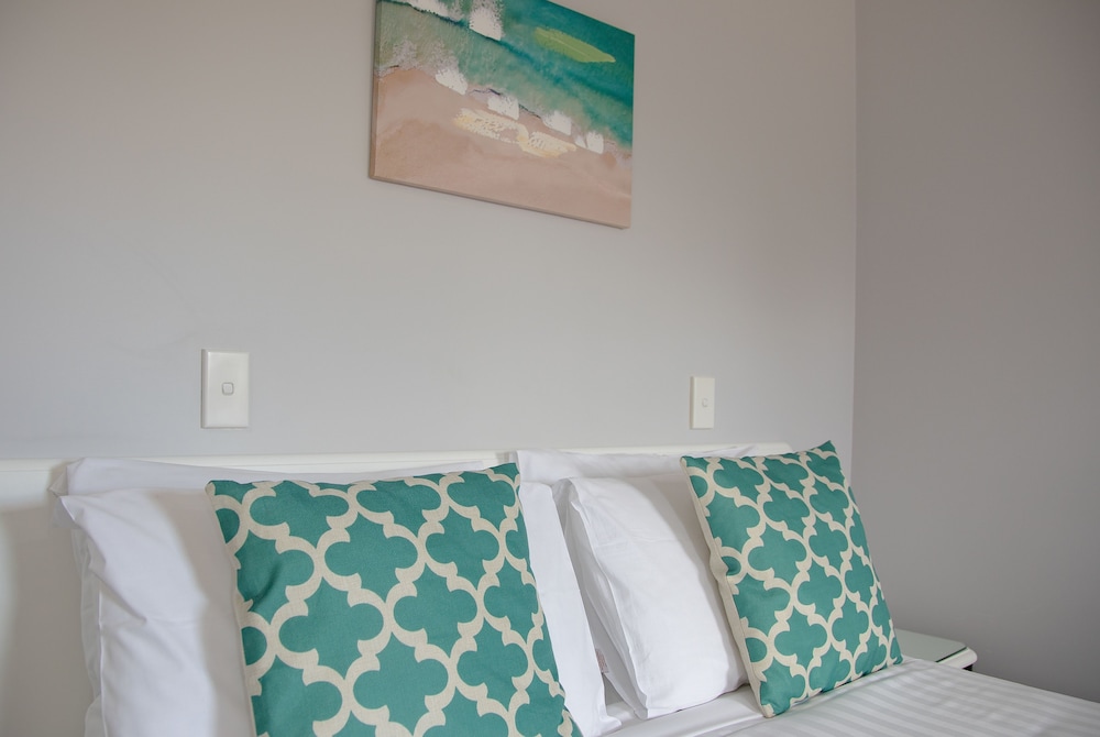 Standard Studio, 1 Queen Bed, Non Smoking (Studio) photo 3
