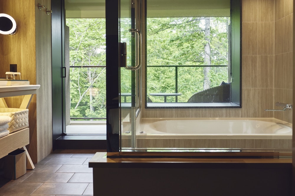 Standard Room, 2 Twin Beds, River View (with View Bath) - Photo 11