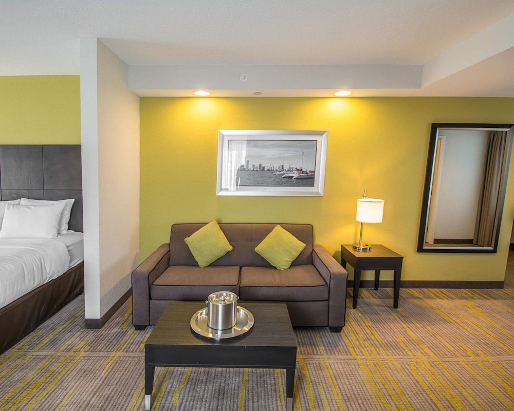 Room, Multiple Beds, Non Smoking photo 3