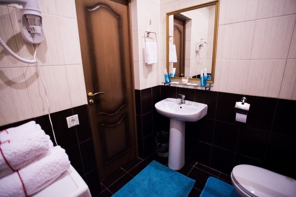 Standard Twin Room photo 2