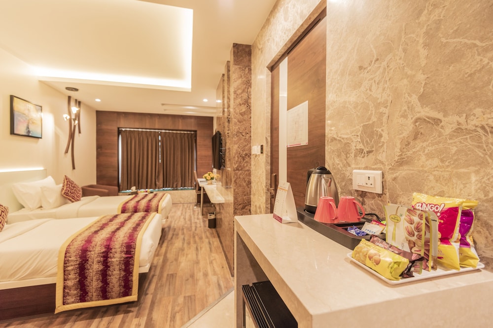 Premium Room - Photo 6