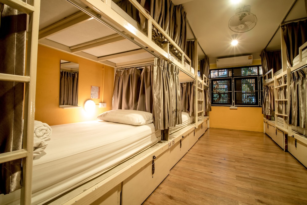 Bed in Mixed Dormitory photo 1