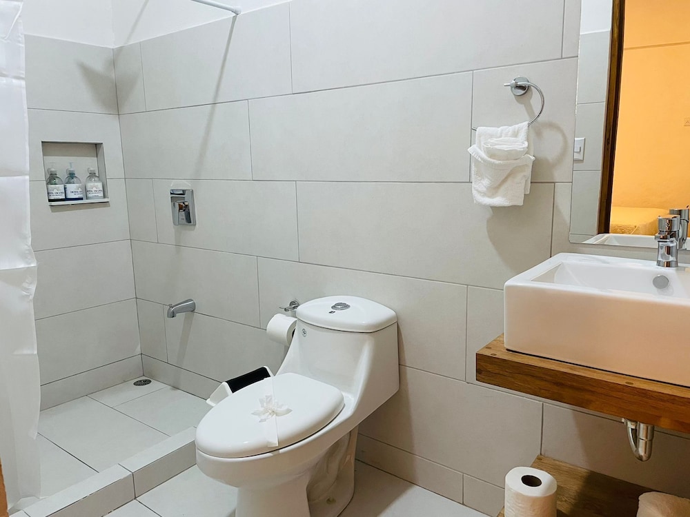 Standard Double Room, 1 Double Bed photo 3