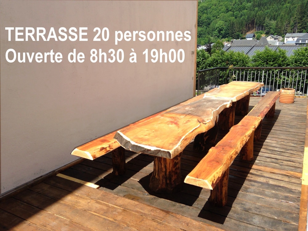Double Room (CHBR Double + Toilettes & SDB commune) photo 2