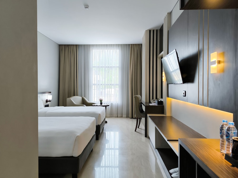 Premier Double or Twin Room - Photo 6