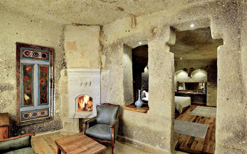 Suite - Photo 5