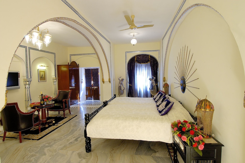 Romantic Double or Twin Room - Photo 1