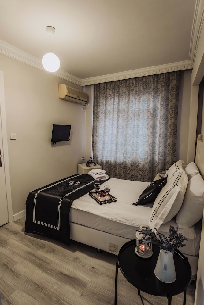 Standard Double Room, City View - Photo 1