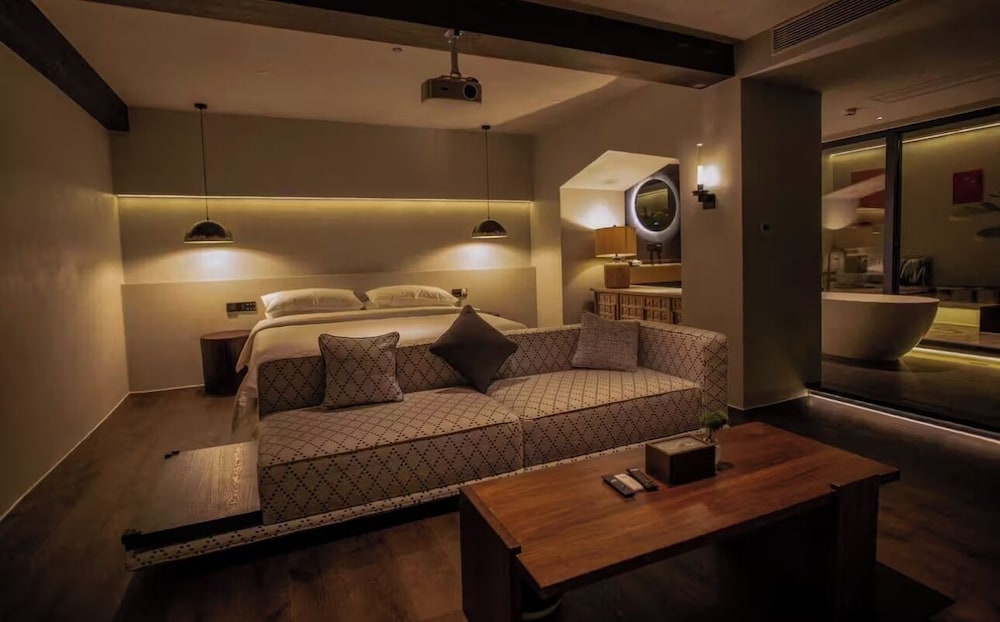 Luxury Room, City View photo 1