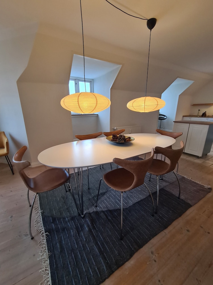 Exclusive Apartment, 2 Bedrooms, City View photo 3