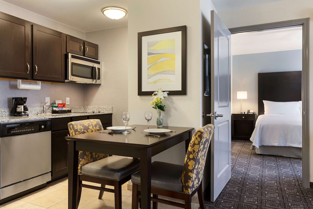 Suite, 2 Bedrooms, Non Smoking photo 2