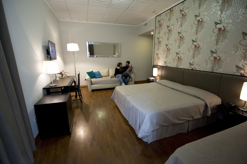 Quadruple Room - Photo 2