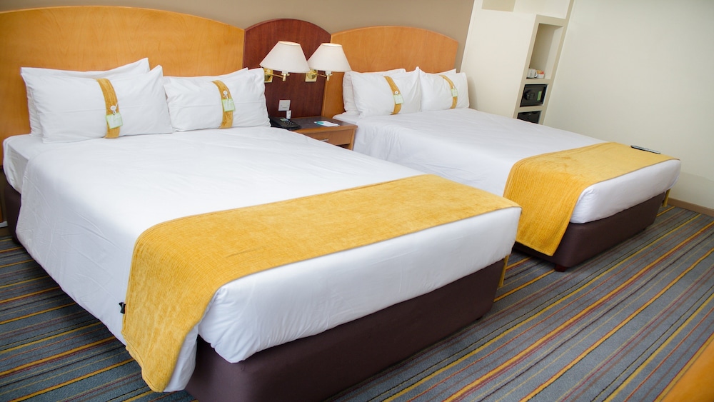 Standard Room, 2 Double Beds, Non Smoking - Photo 1