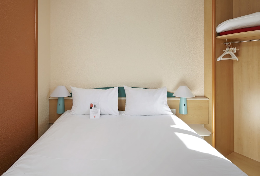 Standard Double Room, 1 Double Bed - Photo 13