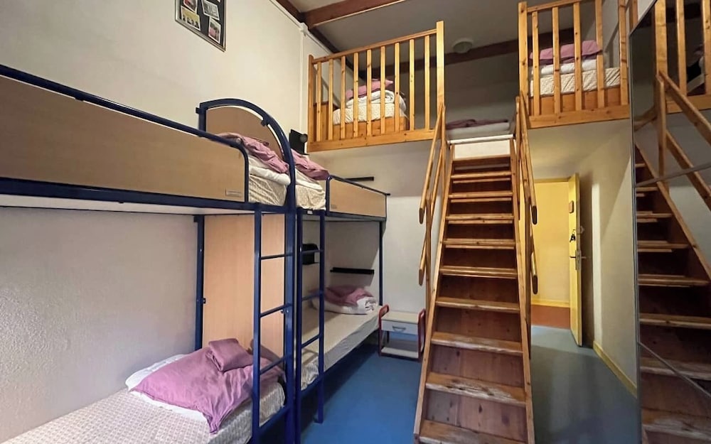 Family Room for 8 People with Ensuite Bathroom photo 1