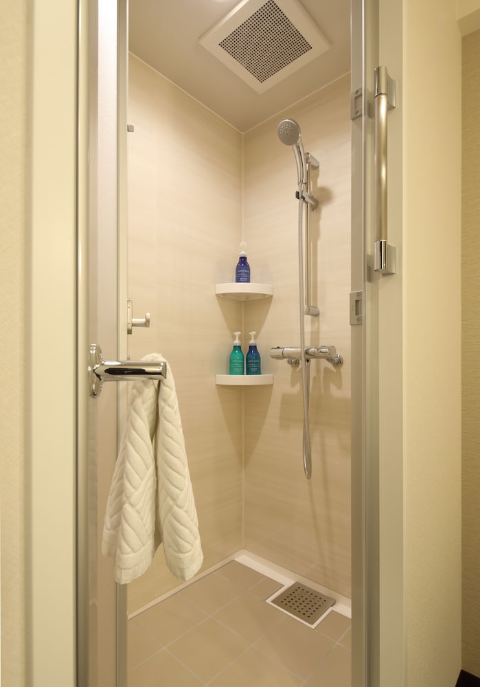 Double Room with Shower Booth photo 3