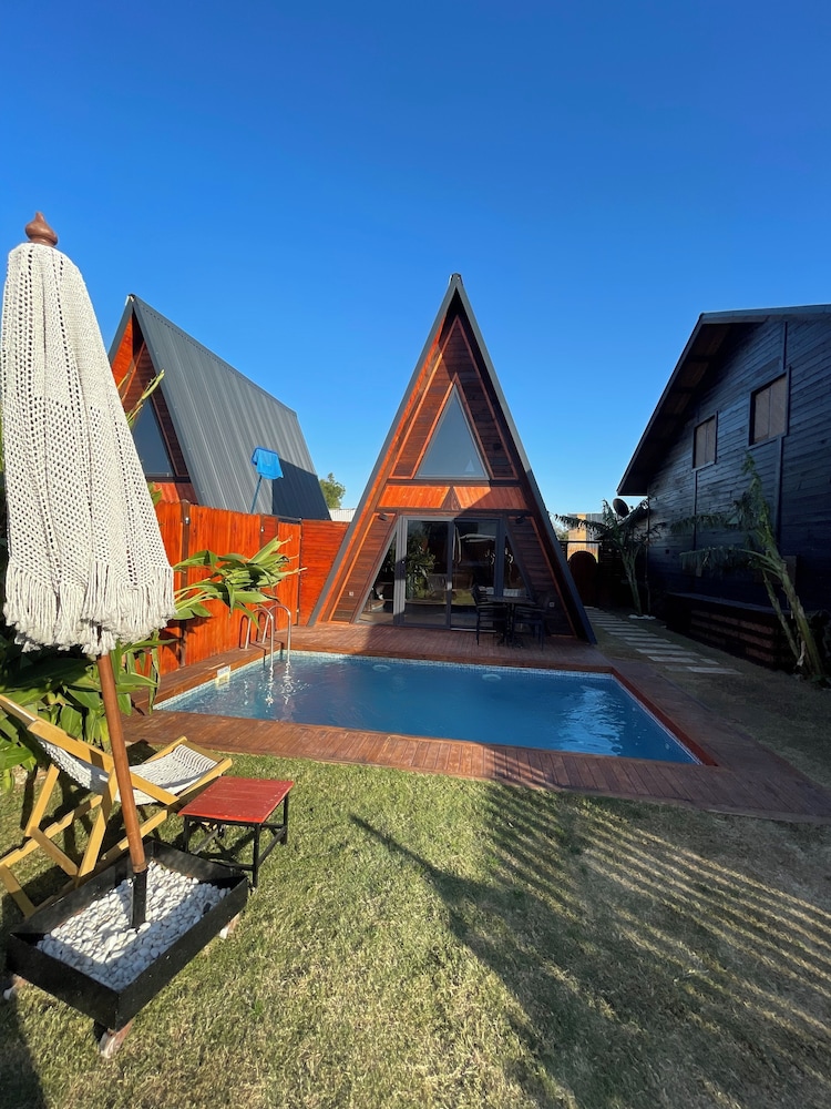 Bungalow photo 2
