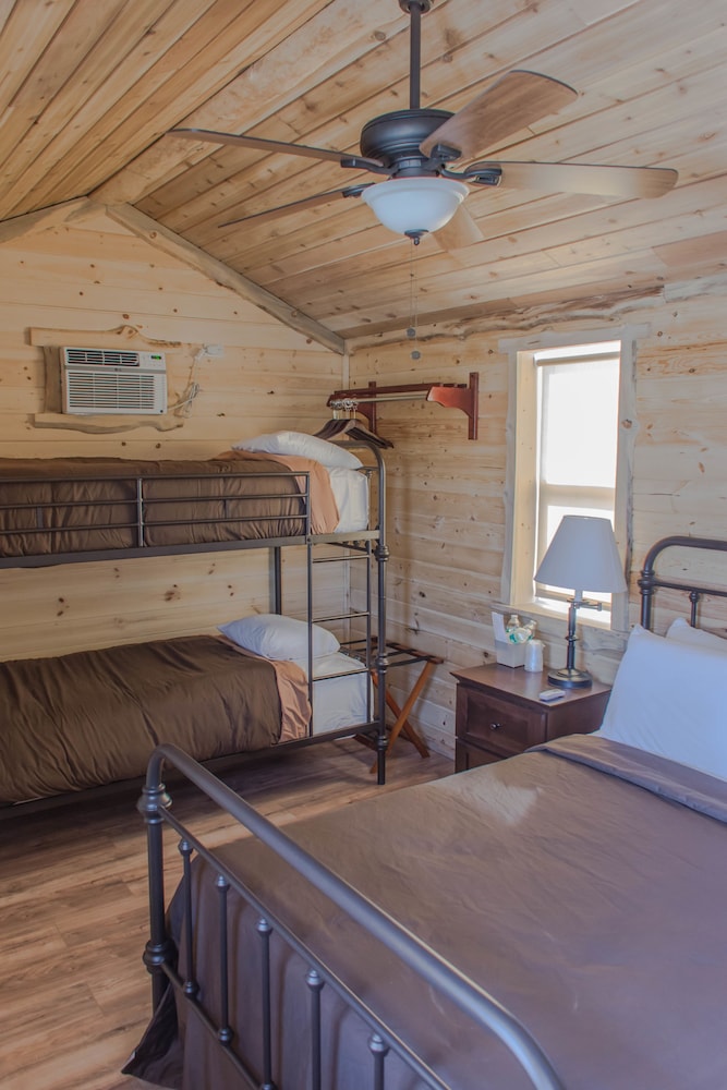 Premium Cabin, Multiple Beds, Patio, Mountain View photo 1