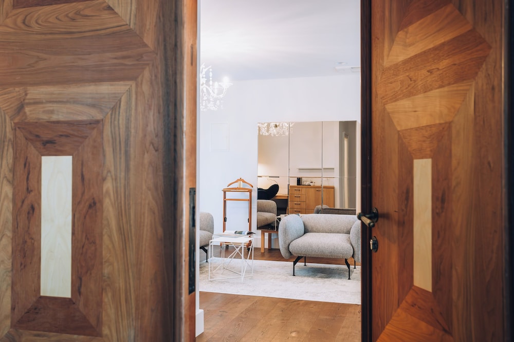 Superior Suite - Photo 3