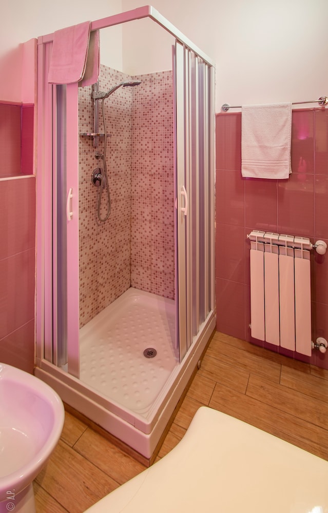 Triple Room (Rosso) photo 2