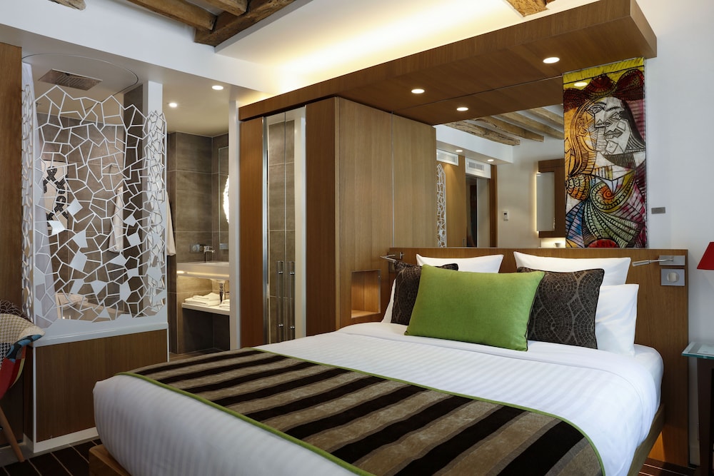 Executive Room photo 3
