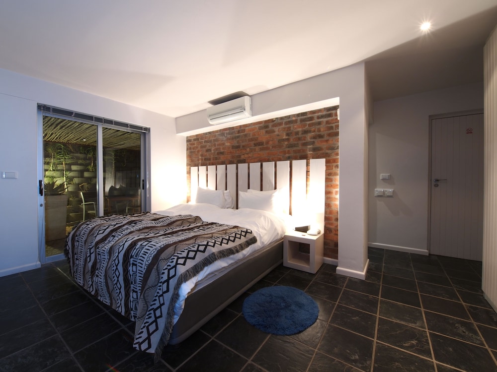 Classic Double or Twin Room photo 3