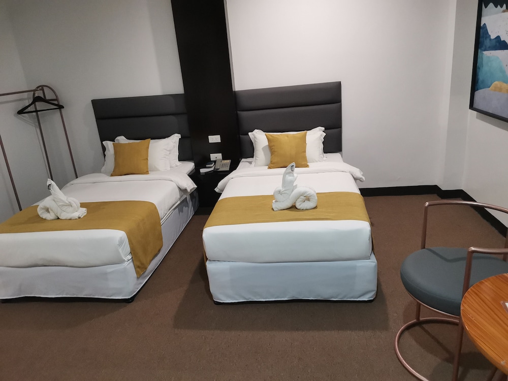 Deluxe Twin Room photo 1