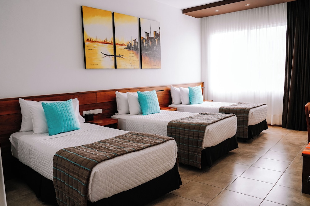 Standard Room photo 2