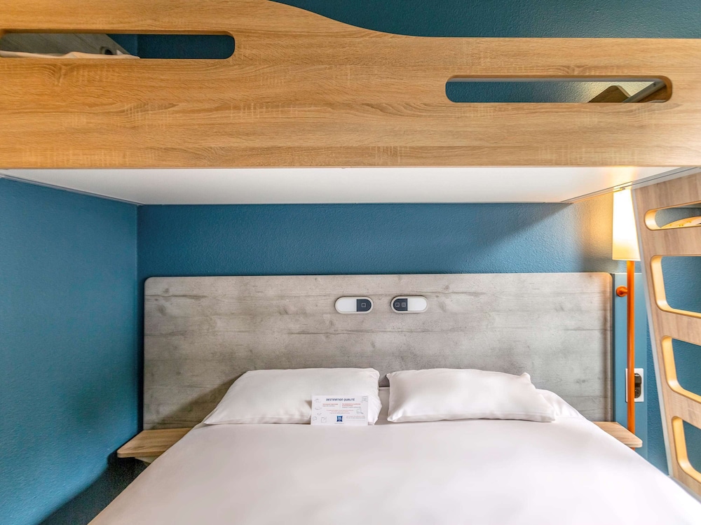 Triple Room, Multiple Beds - Photo 4