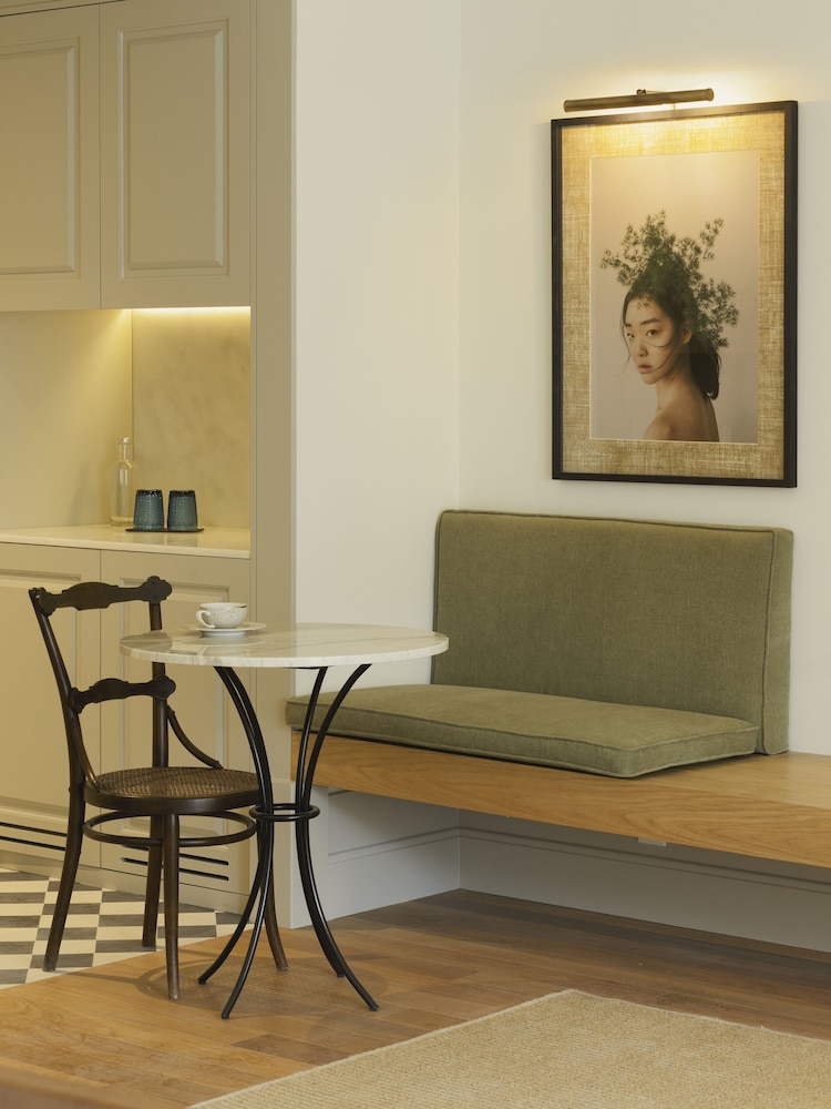 Deluxe with Balcony - Photo 1