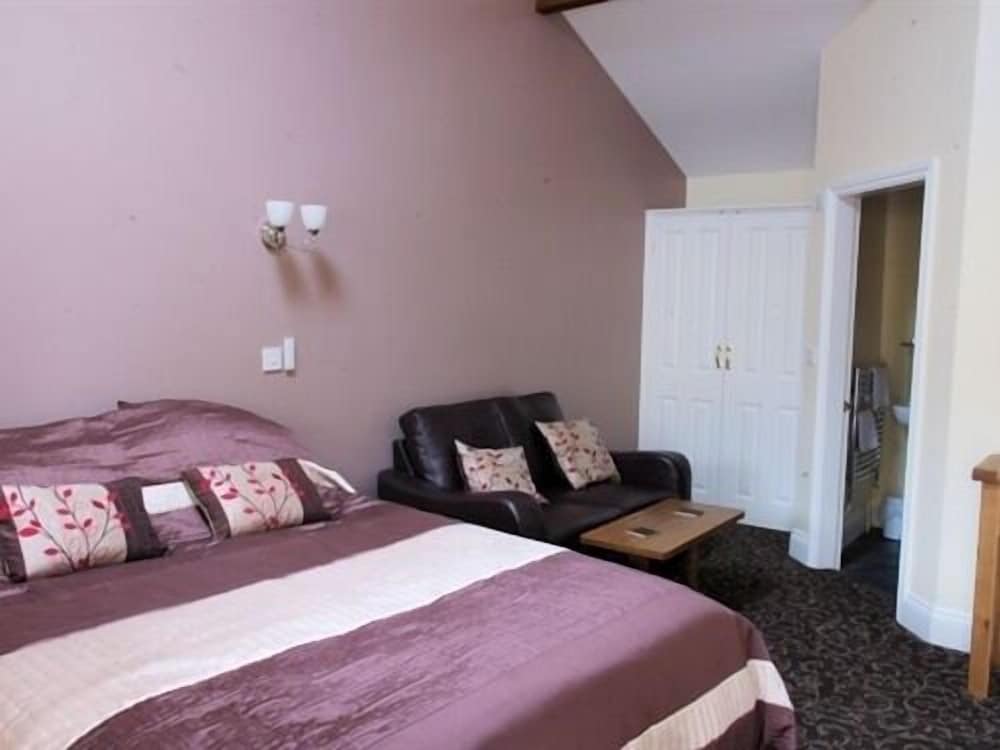 Double Room, Ensuite (Sleeps 3) photo 2