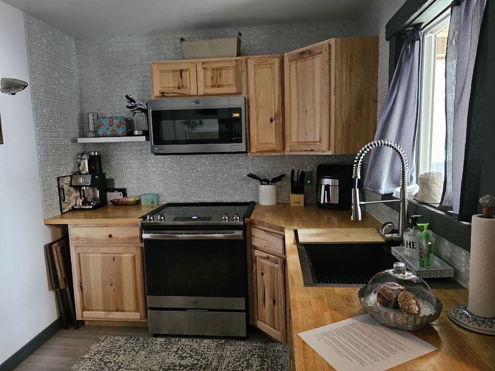 Family House, 2 Bedrooms, Mountain View, Mountainside photo 3