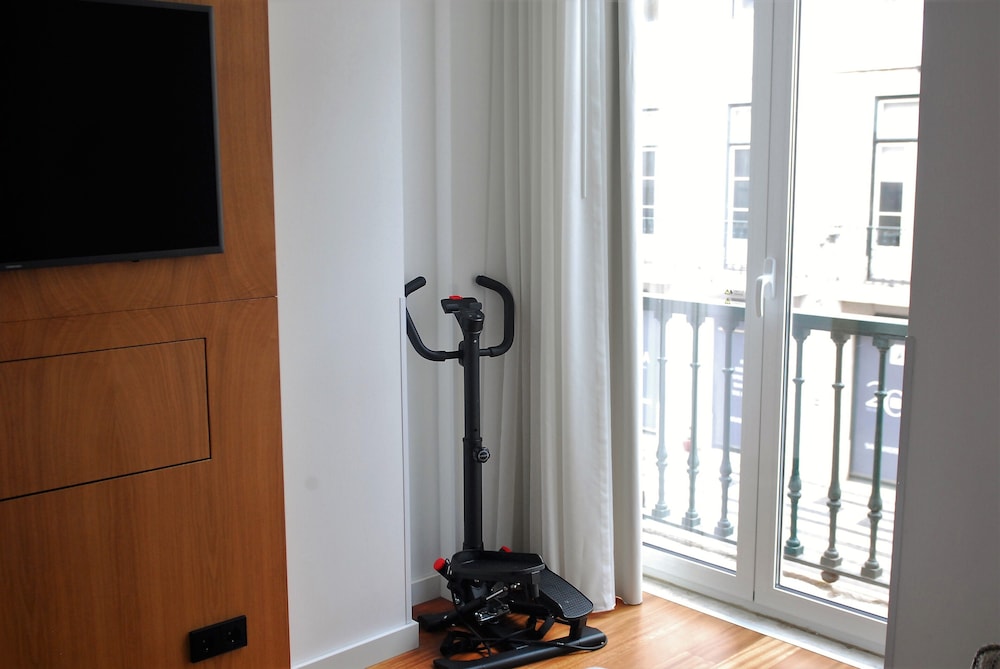 Executive Suite, City View