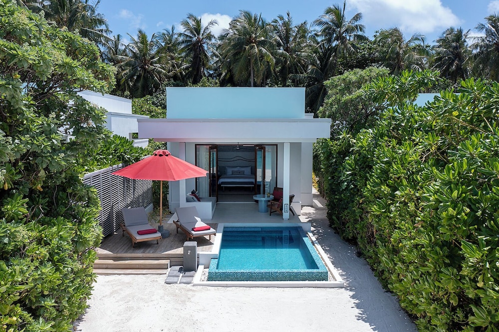 Beach Villa with Pool photo 1