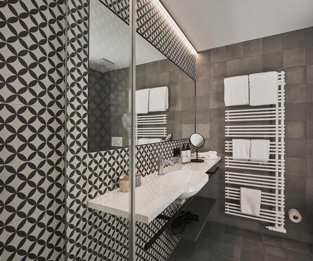 Comfort Suite photo 3