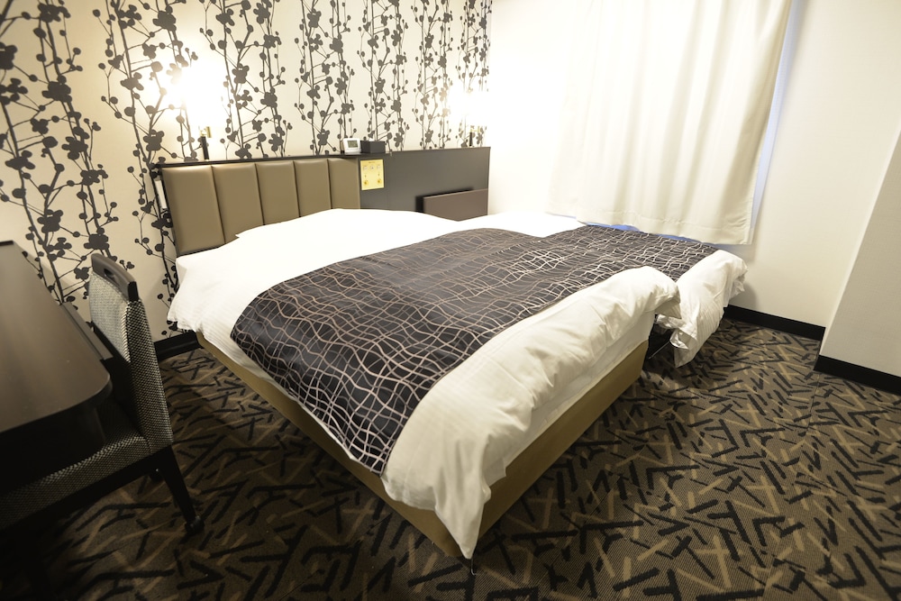 Economy Twin Room, 2 Bedrooms, Non Smoking photo 2