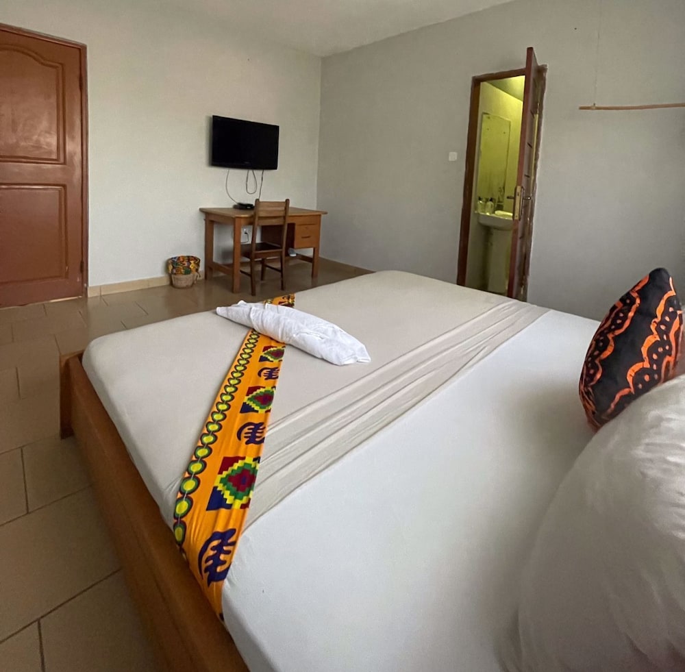 Standard Suite, Multiple Beds, Sea View