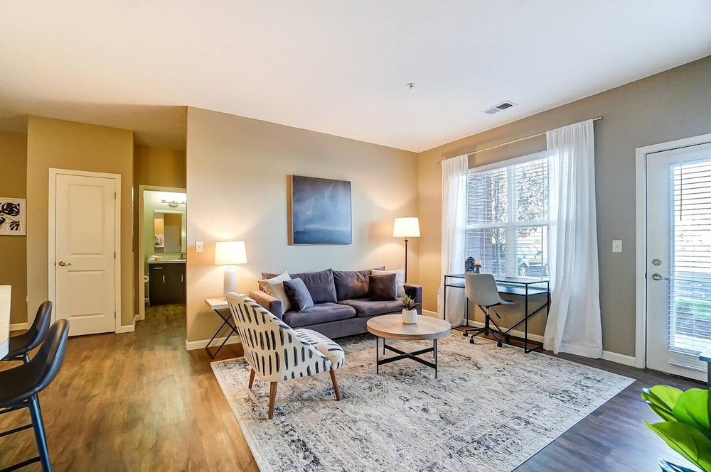 Lux Dublin 2BR 1st Floor W D Pet Friendly, Billede 25